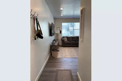 462 W 40 S #203, Providence, UT 84332 - Photo 3