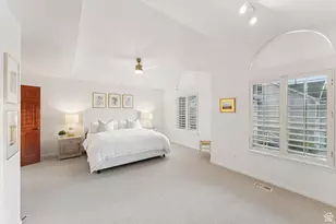 5037 S Cotton Tree Ln, Holladay, UT 84117 - Photo 9