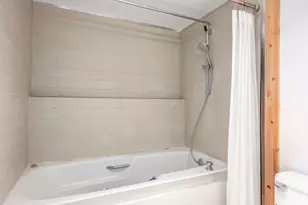 241 N Vine St, Salt Lake City, UT 84103 - Photo 13