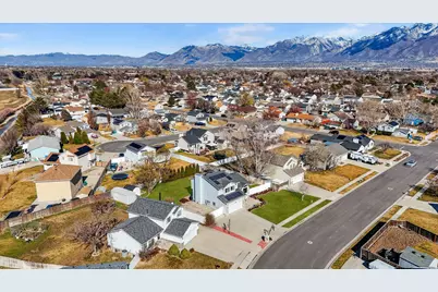 2384 W Frontier St, Riverton, UT 84065 - Photo 39
