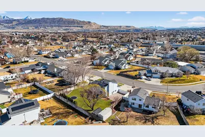 2384 W Frontier St, Riverton, UT 84065 - Photo 37
