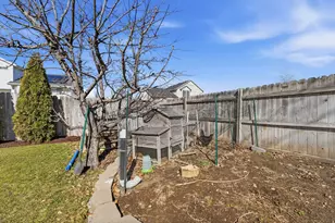 2384 W Frontier St, Riverton, UT 84065 - Photo 33