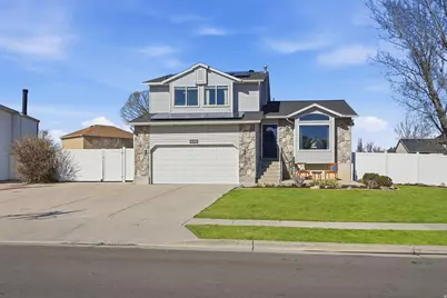 2384 W Frontier St, Riverton, UT 84065 - Photo 3