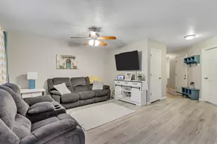 10492 S Sage Vista Way Way W, South Jordan, UT 84009 - Photo 9