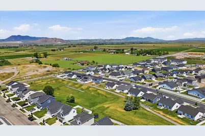 730 W 500 N, Smithfield, UT 84335 - Photo 43