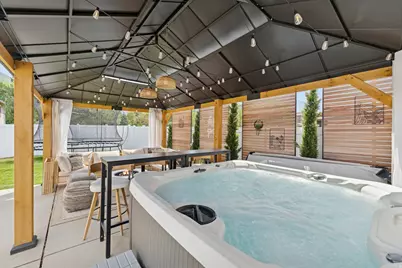 6877 Pineview Cir, Salt Lake City, UT 84121 - Photo 35