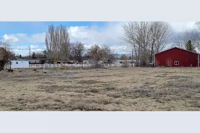 150 N 400 W, Huntington, UT 84528 - Photo 3