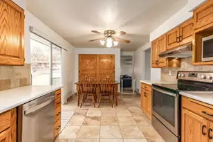 1027 E 200 N, Springville, UT 84663 - Photo 9