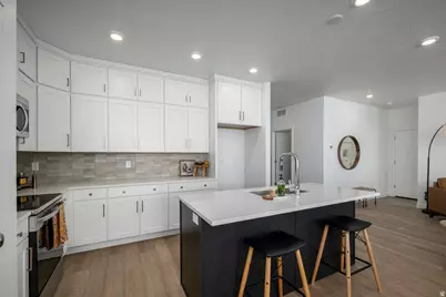 234 W Waterstone Cir #9, Murray, UT 84107 - Photo 9