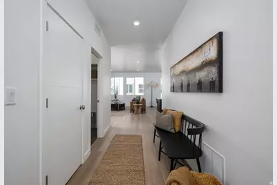 234 W Waterstone Cir #9, Murray, UT 84107 - Photo 3