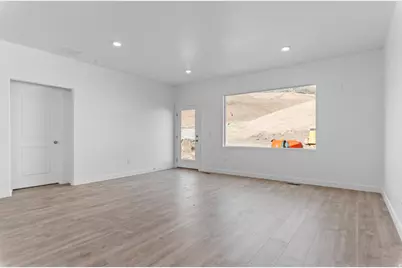 189 W Levengrove Dr #213, Lehi, UT 84048 - Photo 7