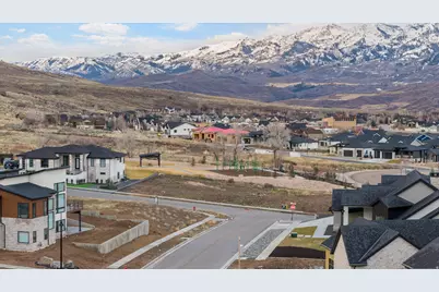 3083 W Wasatchback Dr #702, Mountain Green, UT 84050 - Photo 3