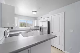 1004 N 1090 W, Orem, UT 84057 - Photo 5