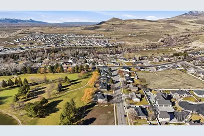 125 Fairway Dr, Smithfield, UT 84335 - Photo 5