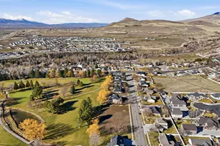 139 Fairway Dr, Smithfield, UT 84335 - Photo 1