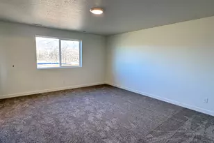 964 W Motor Vu Dr, Riverdale, UT 84405 - Photo 13