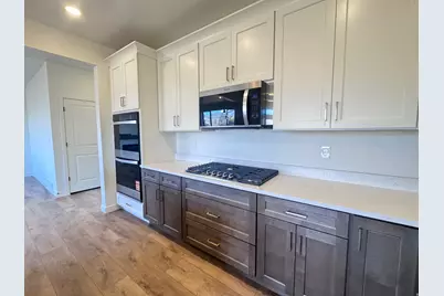 964 W Motor Vu Dr #215, Riverdale, UT 84405 - Photo 5