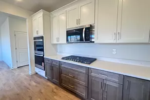 964 W Motor Vu Dr, Riverdale, UT 84405 - Photo 5