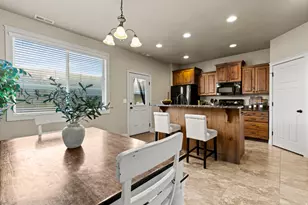 255 W 2700 N, Pleasant View, UT 84414 - Photo 13