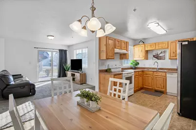 2542 W 500 S #1, Springville, UT 84663 - Photo 7