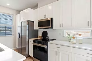 319 E Kanab Creek Dr, Saratoga Springs, UT 84045 - Photo 15