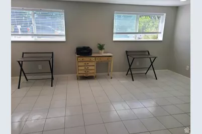 425 E 500 N, Kaysville, UT 84037 - Photo 23