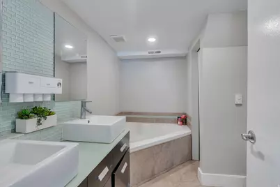 425 E 500 N, Kaysville, UT 84037 - Photo 19