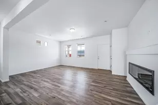 323 E Kanab Creek Dr, Saratoga Springs, UT 84045 - Photo 3