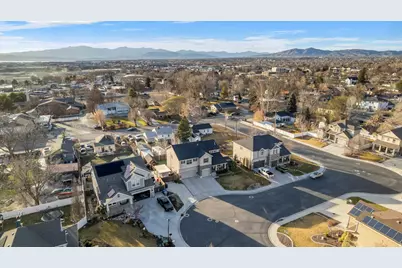 412 S 350 E, Pleasant Grove, UT 84062 - Photo 35