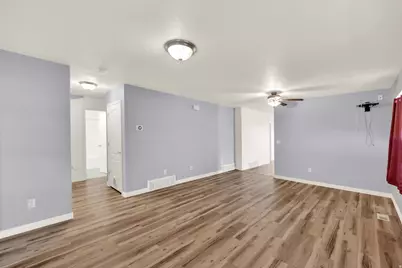 4624 N Maple Dr, Eagle Mountain, UT 84005 - Photo 3