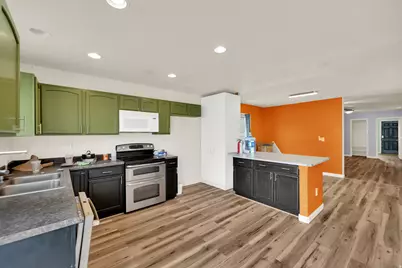 4624 N Maple Dr, Eagle Mountain, UT 84005 - Photo 7