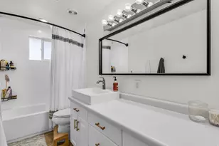 12433 S Harvest Ave W, Riverton, UT 84065 - Photo 23