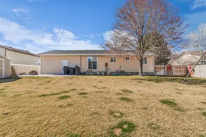 12433 S Harvest Ave W, Riverton, UT 84065 - Photo 43