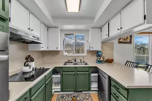 12433 S Harvest Ave W, Riverton, UT 84065 - Photo 17