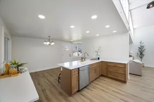 10366 S Larkspur Cir, Sandy, UT 84094 - Photo 11