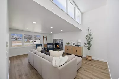 10366 S Larkspur Cir, Sandy, UT 84094 - Photo 5