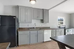 148 S Grassy Trail Dr, East Carbon, UT 84520 - Photo 17