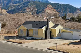 148 S Grassy Trail Dr, East Carbon, UT 84520 - Photo 1