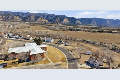 148 S Grassy Trail Dr, East Carbon, UT 84520 - Photo 33