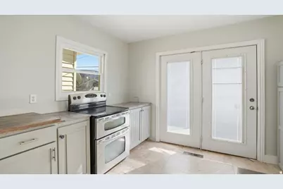 148 S Grassy Trail Dr, East Carbon, UT 84520 - Photo 17