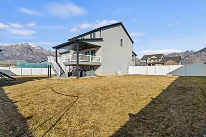 2267 N 225 W, Harrisville, UT 84414 - Photo 29
