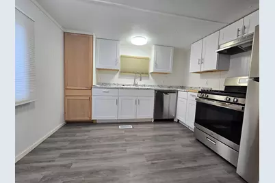 461 E 960 N, Ogden, UT 84404 - Photo 3