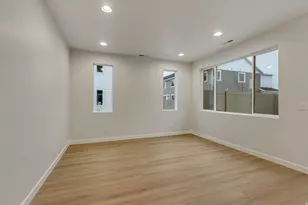 2606 N 2125 W, Clinton, UT 84015 - Photo 3