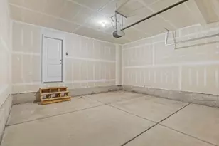 3529 N Sparrow Ln, Eagle Mountain, UT 84005 - Photo 17