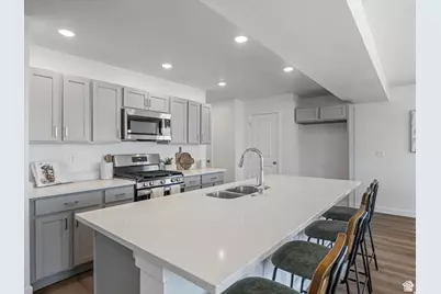 3529 N Sparrow Ln #215, Eagle Mountain, UT 84005 - Photo 5