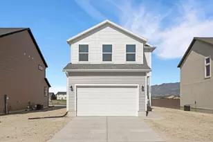 3529 N Sparrow Ln, Eagle Mountain, UT 84005 - Photo 3
