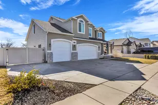 1437 W 1200 S, Clearfield, UT 84015 - Photo 3