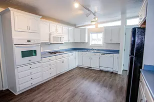 5101 S Lambeth St, Taylorsville, UT 84129 - Photo 11