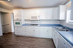 5101 S Lambeth St, Taylorsville, UT 84129 - Photo 9