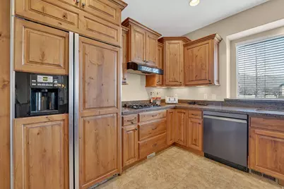 556 N 1440 E, Lehi, UT 84043 - Photo 11